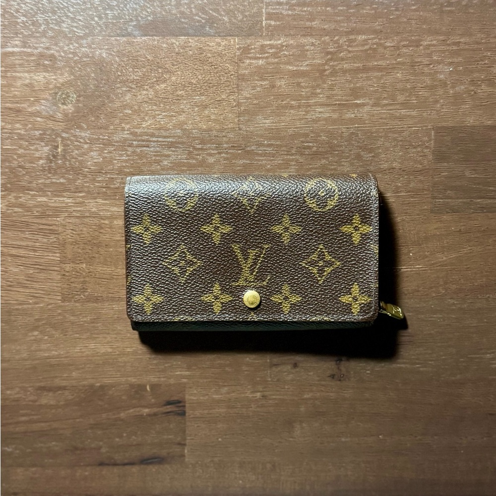Louis Vuitton Monogram Porte Monnaie Tresor Wallet